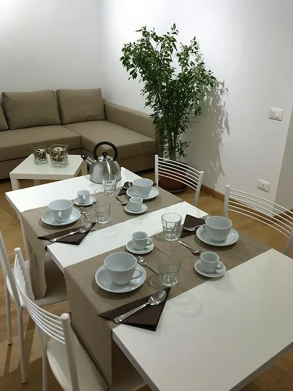 The Little House In Bergamo Apartment